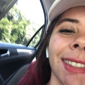 Meet your Posher, Brianna